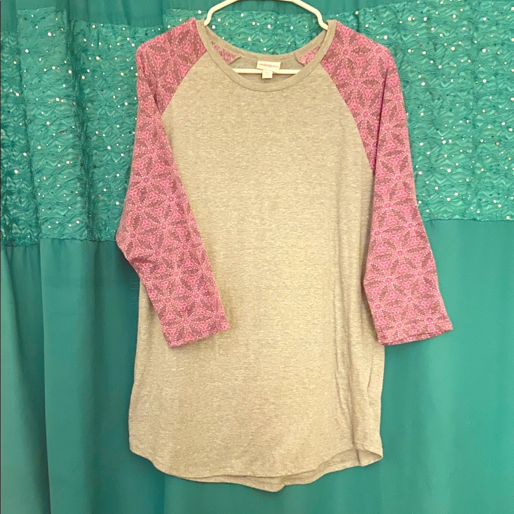 Grey Baseball Tee w/ 3/4 Length Sleeves